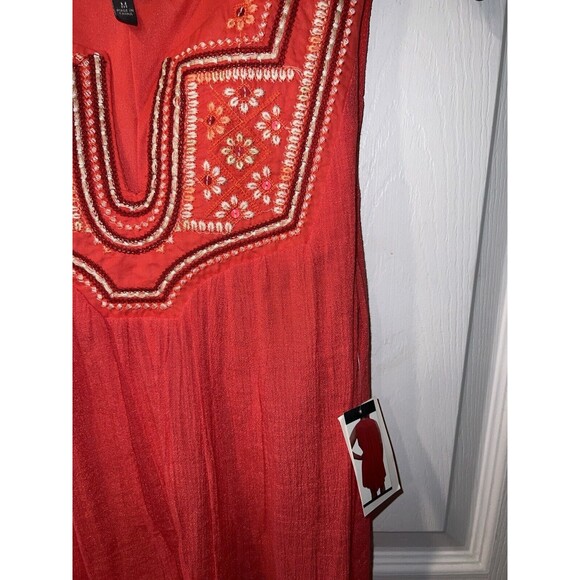 Luxology Dress Womens M Red Embroidered Beaded V-Neck Sleeveless Boho flowy New - Picture 6 of 8